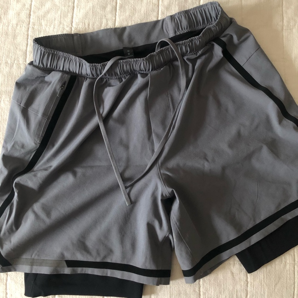 Lululemon mens surge lined short